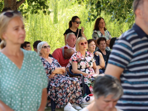 FOTO: Mlada misa fra Mislava Jozića na Šćitu