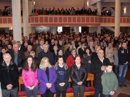 FOTO: Veliki petak u župi Prozor