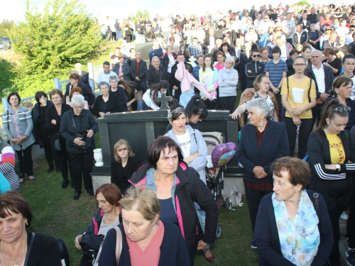 FOTO: Jedinstveni događaj na Pidrišu - stigle moći sv. Ante