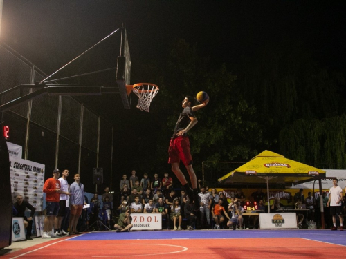 FOTO: Ekipa ''La Pont'' pobjednik 18. Streetball Rama 2020.