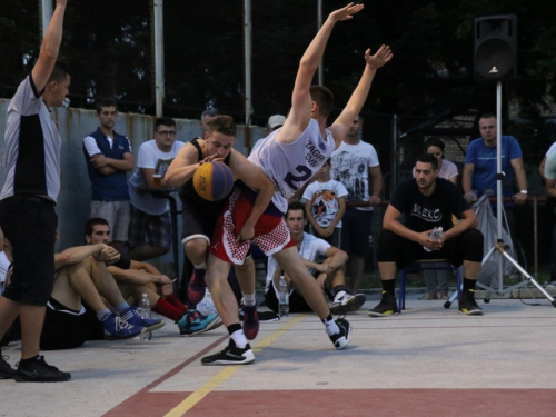 FOTO: ''General Vasilije Mitu'' iz Zagreba pobjednik 15. Streetball Rama