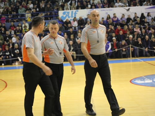 FOTO: Pogledajte atmosferu na tribinama na košarkaškom finalu između Rame i Čapljine