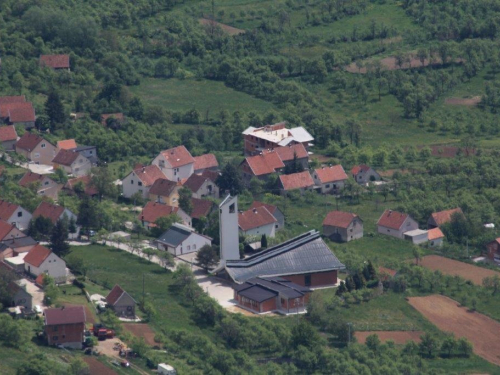 Požeški planinari oduševljeni pohodom kroz Ramu