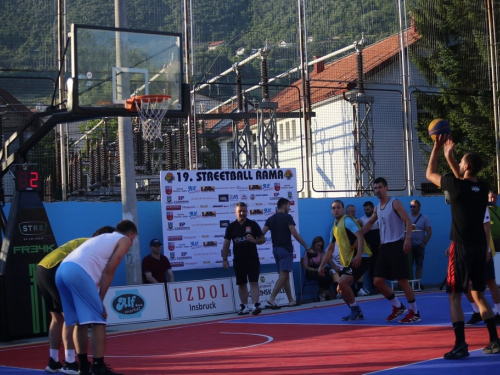 FOTO: Druga večer turnira 19. Streetball Rama