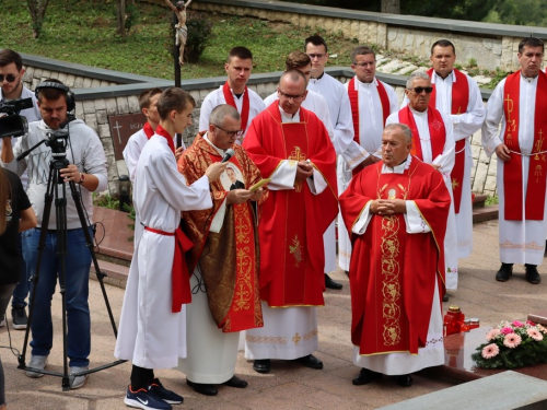 FOTO: Obilježena 29. obljetnica stradanja Hrvata na Uzdolu