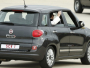 Papin Fiat 500L prodan za 300 tisuća dolara