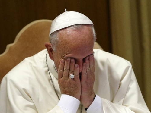 Papa kritizirao crkvene vlasti zbog zlostavljanja