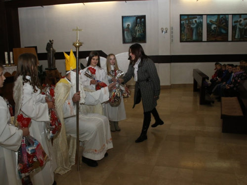 ​FOTO: Sv. Nikola s radošću dočekan u župi Rumboci