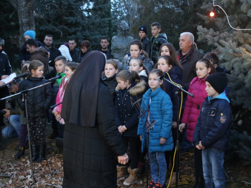 FOTO: Žive jaslice u župi Rama Šćit