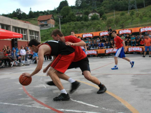 FOTO: Druga večer košarkaškog turnira "Streetball Rama 2014."