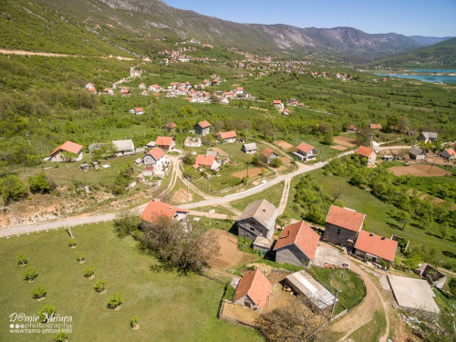 FOTO/VIDEO: Ramo moja morat ću te slikat - Varvara