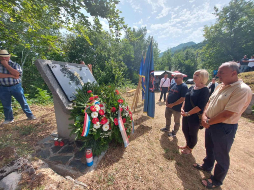 FOTO: Na Pomenu obilježena 28. obljetnica stradanja hrvatskih branitelja