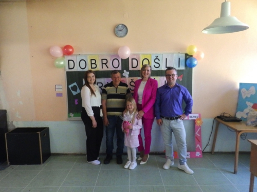 FOTO: U OŠ fra Jeronima Vladića Ripci upisano 19 prvašića
