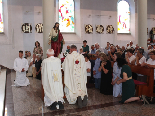 FOTO: Patron župe Prozor - Presveto Srce Isusovo