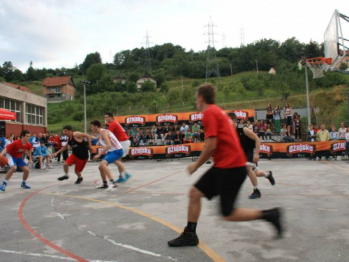 FOTO: Druga večer košarkaškog turnira "Streetball Rama 2014."