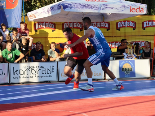 FOTO: Ekipa ''Ba.Riba'' pobjednik 20. Streetball Rama 2022.