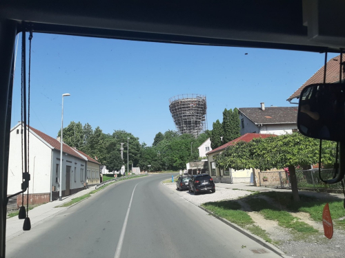 FOTO: Zbor sv. Franje i zbor mladih iz župe Rumboci posjetili Vukovar