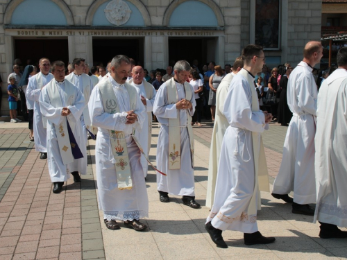 FOTO: Mlada misa vlč. Ljube Zelenike u Prozoru