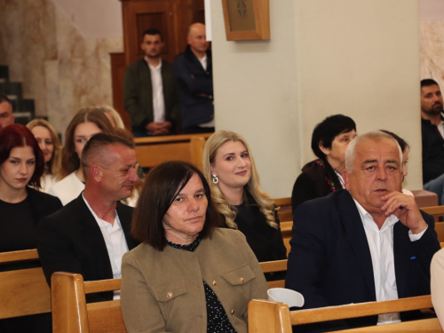 FOTO: Prva sveta Pričest u župi Rama-Šćit