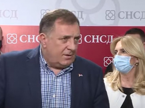 Dodik: Najave ujedinjavanja opozicijskih blokova u Srpskoj i FBiH smislili stranci