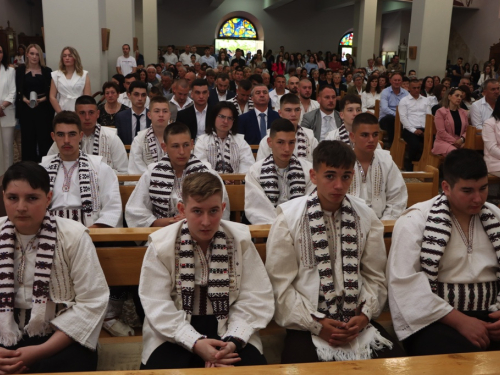 FOTO: Krizma u župi Rama-Šćit