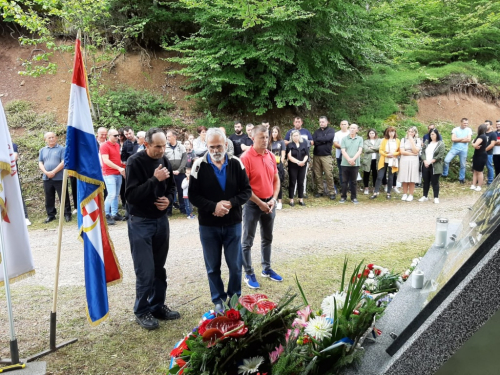 FOTO: Na Pomenu obilježena 27. obljetnica stradanja hrvatskih branitelja