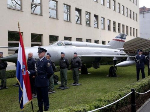 Svečano otkriven MiG-21 hrvatskog heroja Rudolfa Perešina