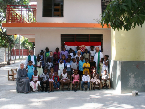 FOTO: Ramci na Haitiju, zemlji ostavljenoj i zaboravljenoj