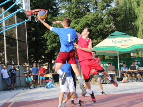 FOTO: Počeo turnir u uličnoj košarci ''Streetball Rama 2017.''