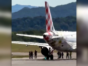 Motor aviona usisao muškarca na aerodromu u Italiji