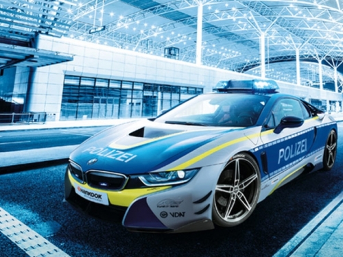 Pogledajte kako izgleda policijski BMW i8