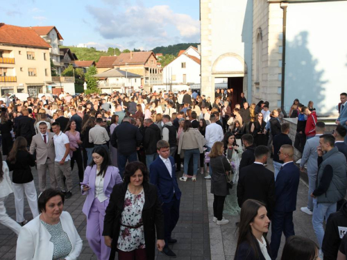 FOTO: Matura 2026. - Defile mladosti na ulicama Prozora
