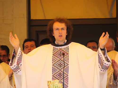 FOTO: Proslava Velike Gospe i Mlade mise fra Ivana Tučića u župi Rama-Šćit
