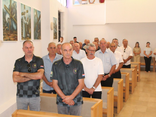 FOTO: U Rumbocima obilježena 52. obljetnica Fenix skupine 72