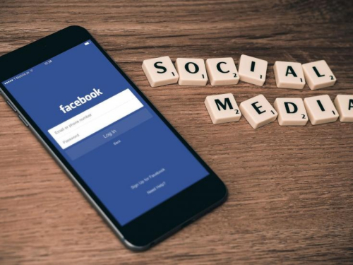 Znate li koliko vremena provodite na Facebooku?