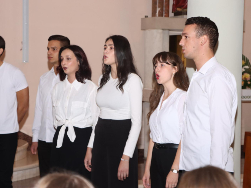 FOTO: Započeli VIII. Ramski dani kulture - zbor mladih ViDeMus oduševio publiku
