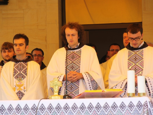 FOTO: Proslava Velike Gospe i Mlade mise fra Ivana Tučića u župi Rama-Šćit