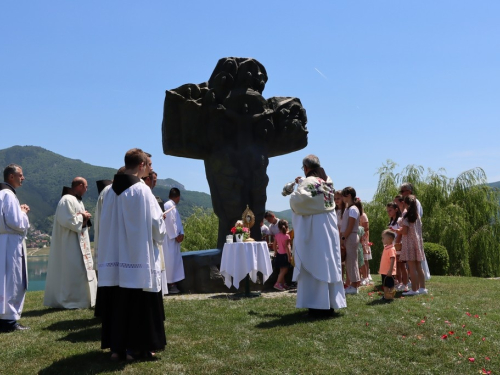 FOTO: Tijelovo u župi Rama - Šćit