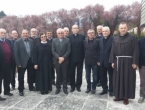 Biskupi zabrinuti zbog iseljavanja cijelih obitelji iz BiH i RH