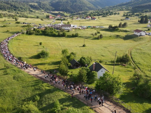 FOTO: Jedinstveni događaj na Pidrišu - stigle moći sv. Ante