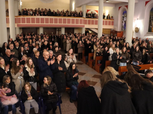 Veličanstvena završnica u Rami: ''Čuvarice'' koncertom u Prozoru zaključile korizmenu turneju