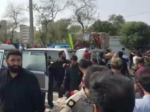 Napad na paradu u Iranu: Ubijeno 11 vojnika, 30-ak ranjenih