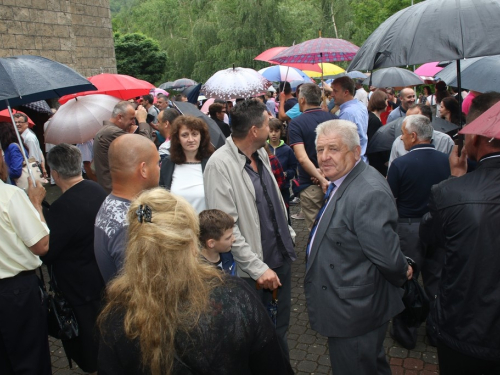 FOTO: Vanjska proslava sv. Ante u župi Gračac