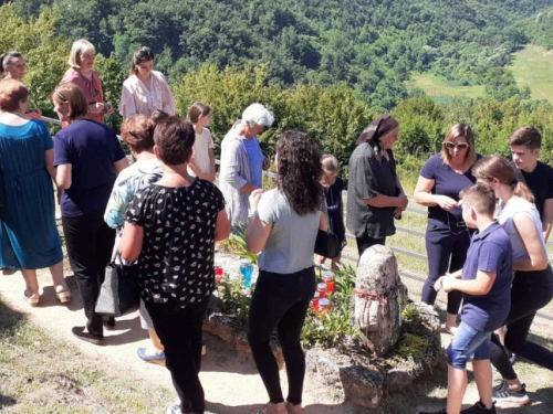 FOTO: Petrovo na Vrdolu, župa Uzdol