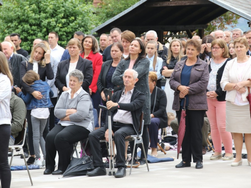 FOTO: Mlada misa fra Antonia Baketarića u Rumbocima