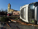 U Češkoj počelo čišćenje terena nakon smrtonosnog tornada