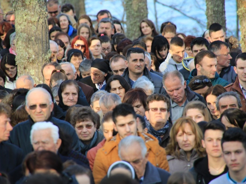 FOTO: Put križa kroz fratarski gaj na Šćitu