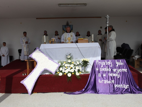 FOTO: Vanjska proslava svetoga Franje u Rumbocima