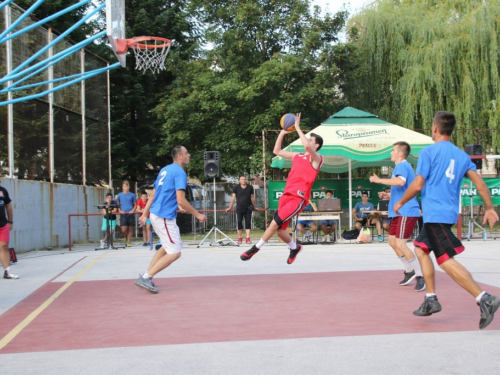 FOTO: Počeo turnir u uličnoj košarci ''Streetball Rama 2017.''