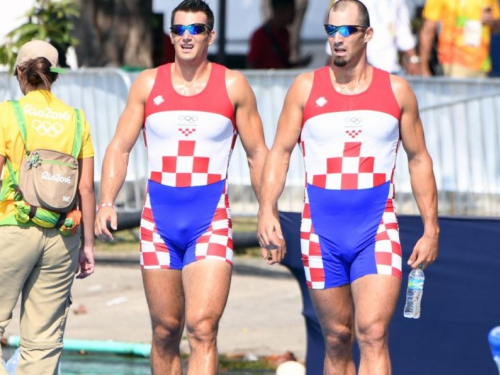 Braća Sinković zlatni u dvojcu bez kormilara